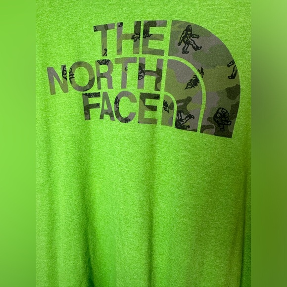 THE NORTH FACE Sasquatch Camo T-Shirt Tee Crew Neck Camouflage Green Big Foot - Picture 4 of 10